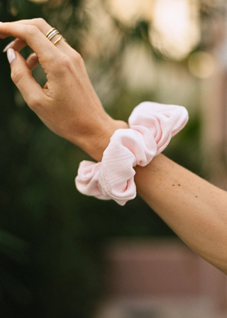 Mia Scrunchie